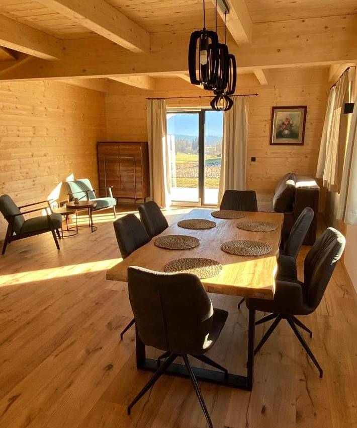Ferienwohnung für 6 Personen, mit Balkon und Terrasse sowie Garten und Sauna