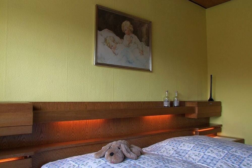 Ganze Wohnung, Ferienwohnung - Haus Weichert - Nohen in Nohen, Saar-Nahe-Bergland