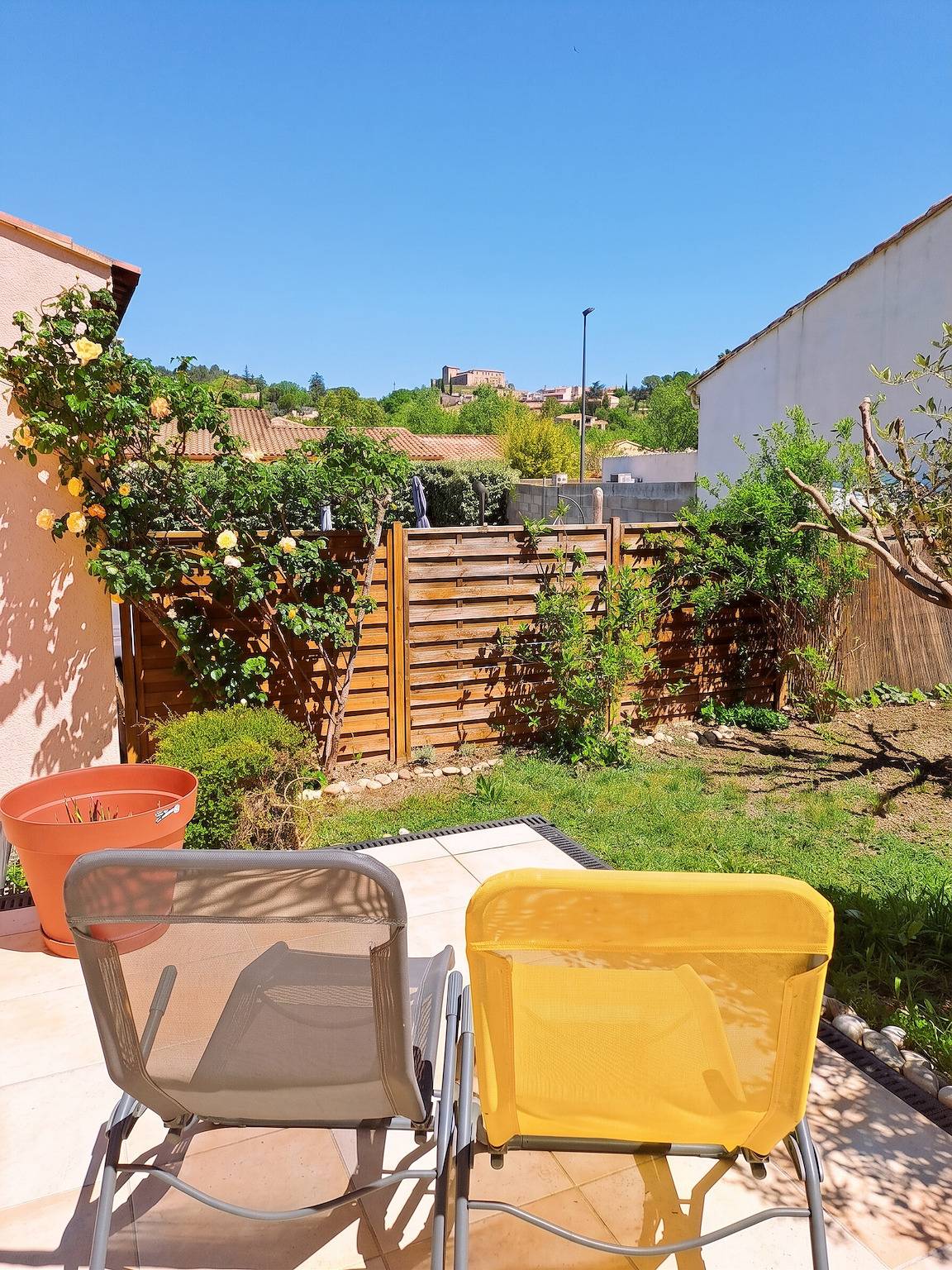 Maison conviviale en pleine nature à Gréoux-les-Bains, 3 chambres in Gréoux-les-Bains, Parc naturel régional du Verdon