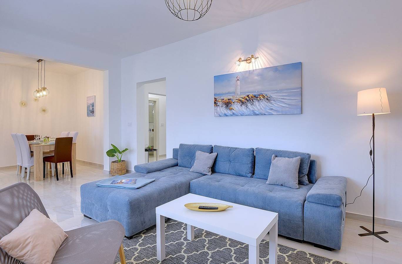 Ganze Wohnung, Besonderes Apartment mit großem Garten, Spielbereich, Babybett, Grill auf 6000m2 Grundstück in Valtura, Südküste Istrien