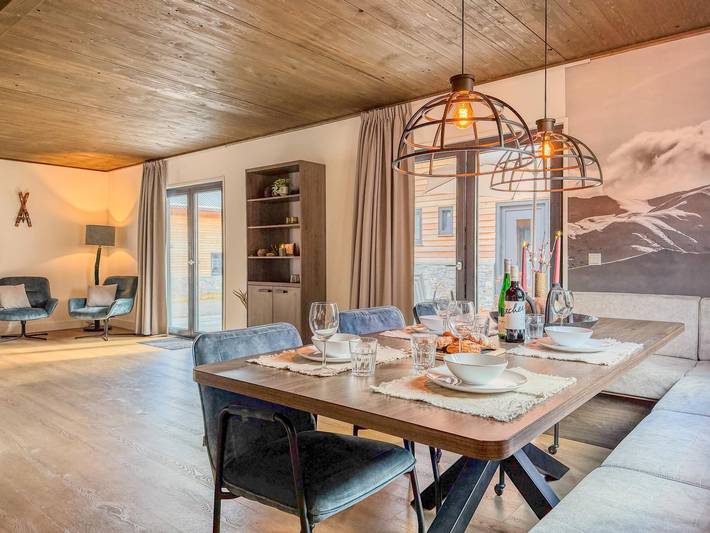 Chalet an einem See mit herrlichem Bergblick in Afritz am See, Villach-Land
