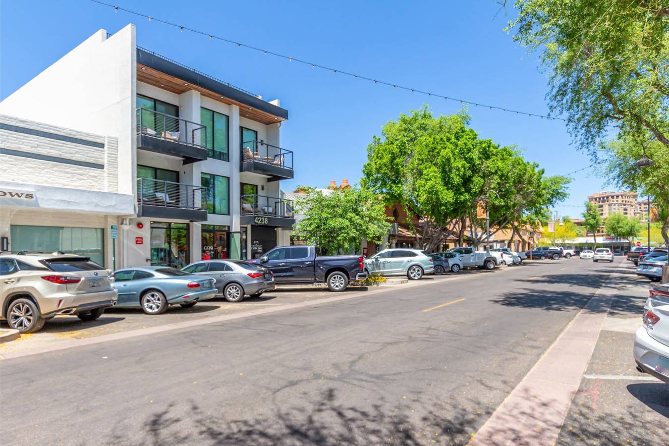 Entire apartment, Heart of Old Town Full Gym Walkable to Everything in Camelback Mountain, Scottsdale