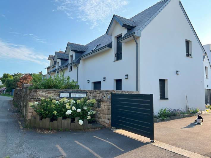 Gîte pour 6 personnes, avec terrasse ainsi que jardin et jacuzzi