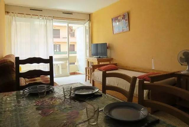 Gîte pour 4 personnes, avec Balcon dans Canet-Plage - 3