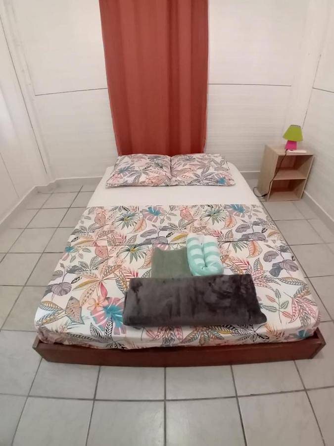 Location de vacances pour 6 personnes, avec piscine ainsi que jardin et vue à Saint-Laurent-du-Maroni - 2