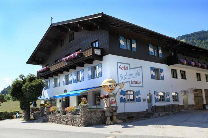 BnB für 2 Personen, mit Terrasse und Garten sowie Ausblick in Westendorf