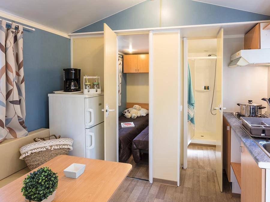 Camping Les Rives du Luberon - Mobilheim 6 personen - Mobilheim | Classic | 2 Zi. | 4/6 Pers. | Einfache Terrasse | Klima. in Cheval-Blanc, Regionaler Naturpark Luberon