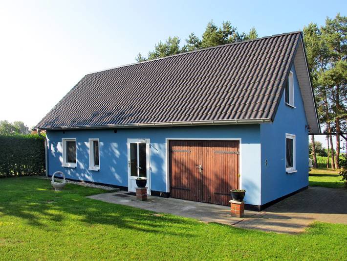 Ferienhaus für 7 Personen, mit Terrasse und Garten in Ummanz