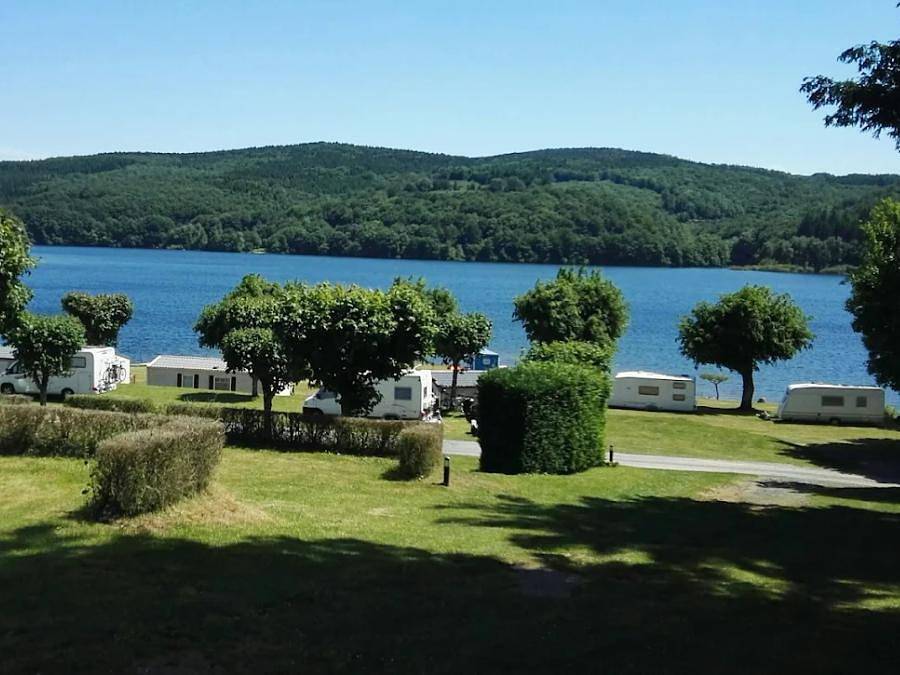 Camping Le Rouquié du Lac  - Chalet 4 personnes - Gitotel (4couchages) in Lamontélarié, Région de Lacaune