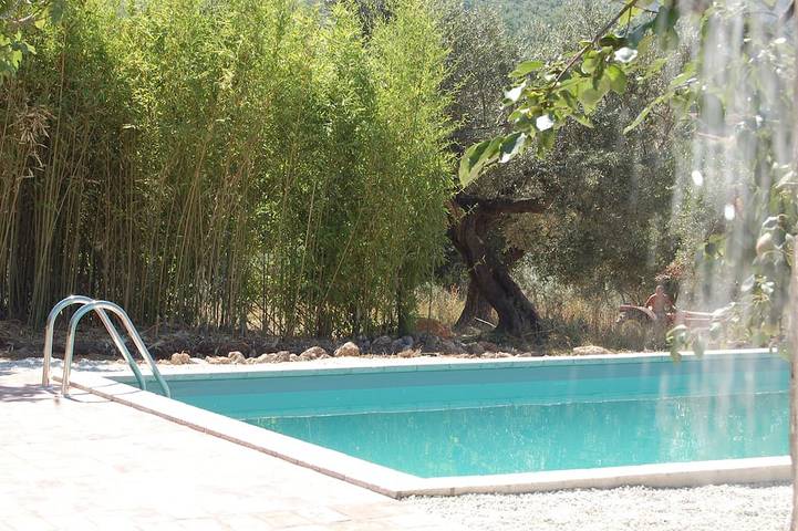Agriturismo per 6 persone, con giardino e terrazza, con animali domestici in Palombara Sabina