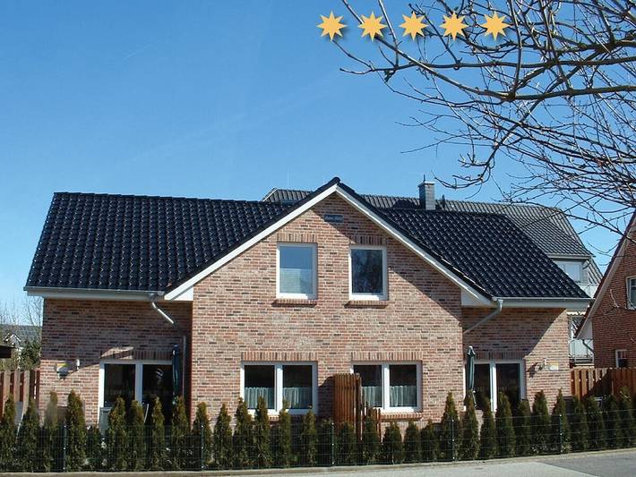 Ferienhaus für 8 Personen, mit Terrasse und Sauna in Grömitz