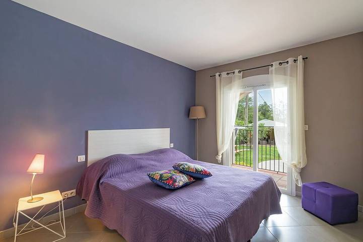 Haus mit 2 bis 8 Schlafzimmer Swimmingpool GemeinschaftsraumFranzösische Riviera in La Gaude, Mittelmeerküste (Frankreich)