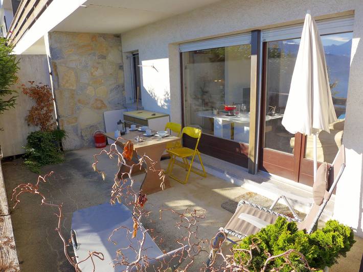 Gîte pour 2 personnes, avec Terrasse ainsi que Sauna et Vue à Crans-Montana