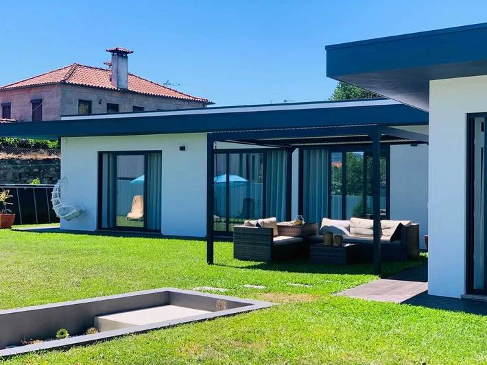 Holiday home for 7 people, with pool and garden as well as terrace - 1