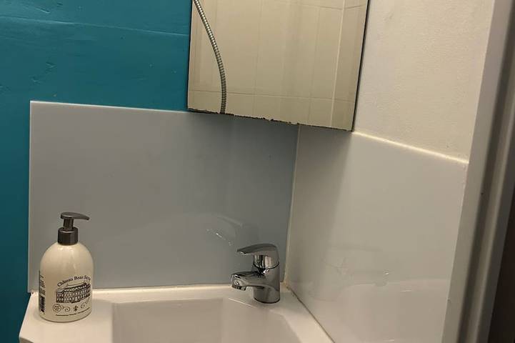 Ganze Wohnung, Studio - Elegant - 10 Min. Disney - 3 Min. Bahnhof in Bussy-Saint-Georges, Seine-et-Marne