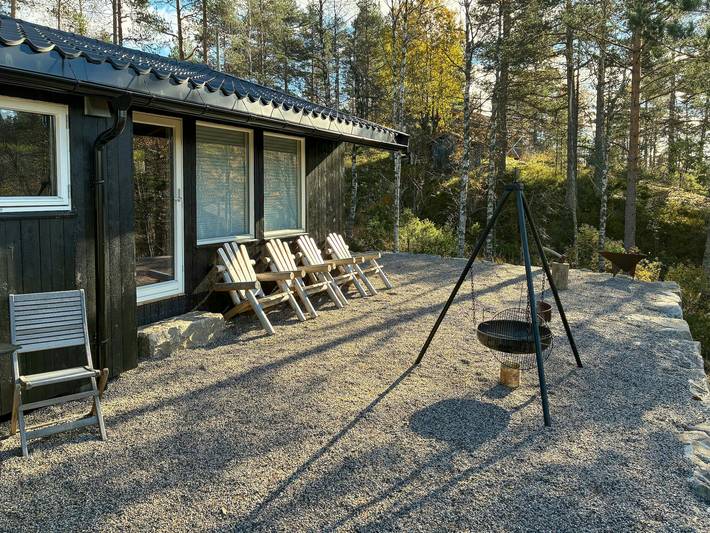 Renovierte Hütte mit hohen Decken und Blick auf die Natur in Evje og Hornnes