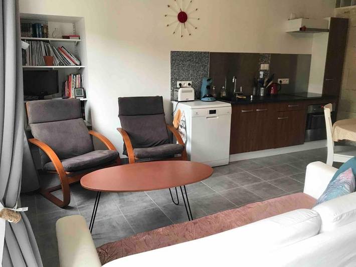 Location de vacances pour 4 personnes, avec jardin à Le Puy-Notre-Dame - 3