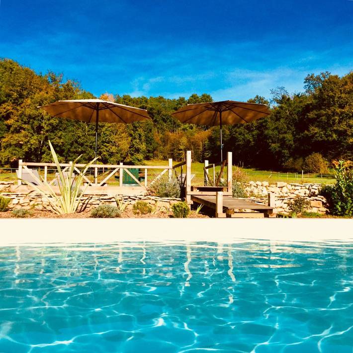 Gîte pour 4 personnes, avec piscine ainsi que jardin et terrasse à Villefranche-du-Périgord - 2