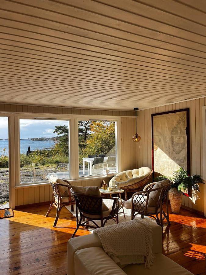 Ferienhaus für 8 Personen, mit Terrasse und Garten sowie Ausblick in Grimstad