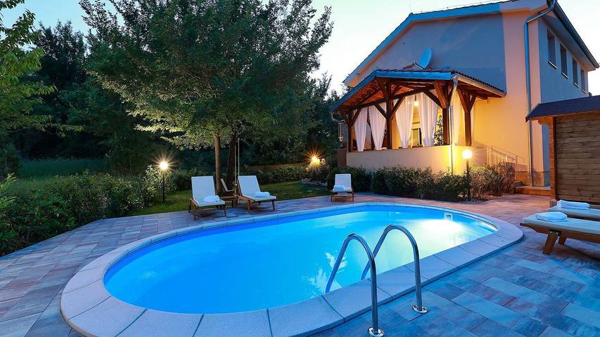 Ferienwohnung für 5 Personen, mit Pool und Garten in Silo (Krk) - 2