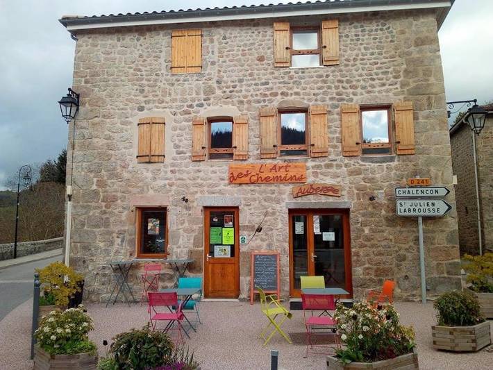 Chambre d’hôte pour 2 personnes, avec Terrasse et Vue à Désaignes