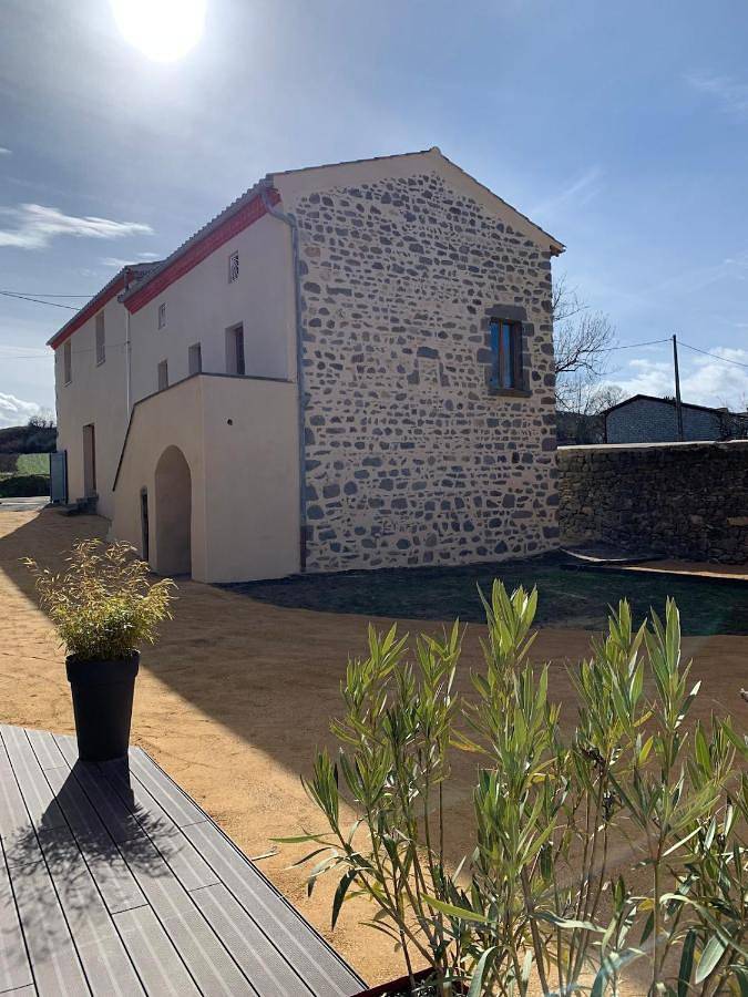 Location de vacances pour 15 personnes, avec jardin à Mareugheol - 3