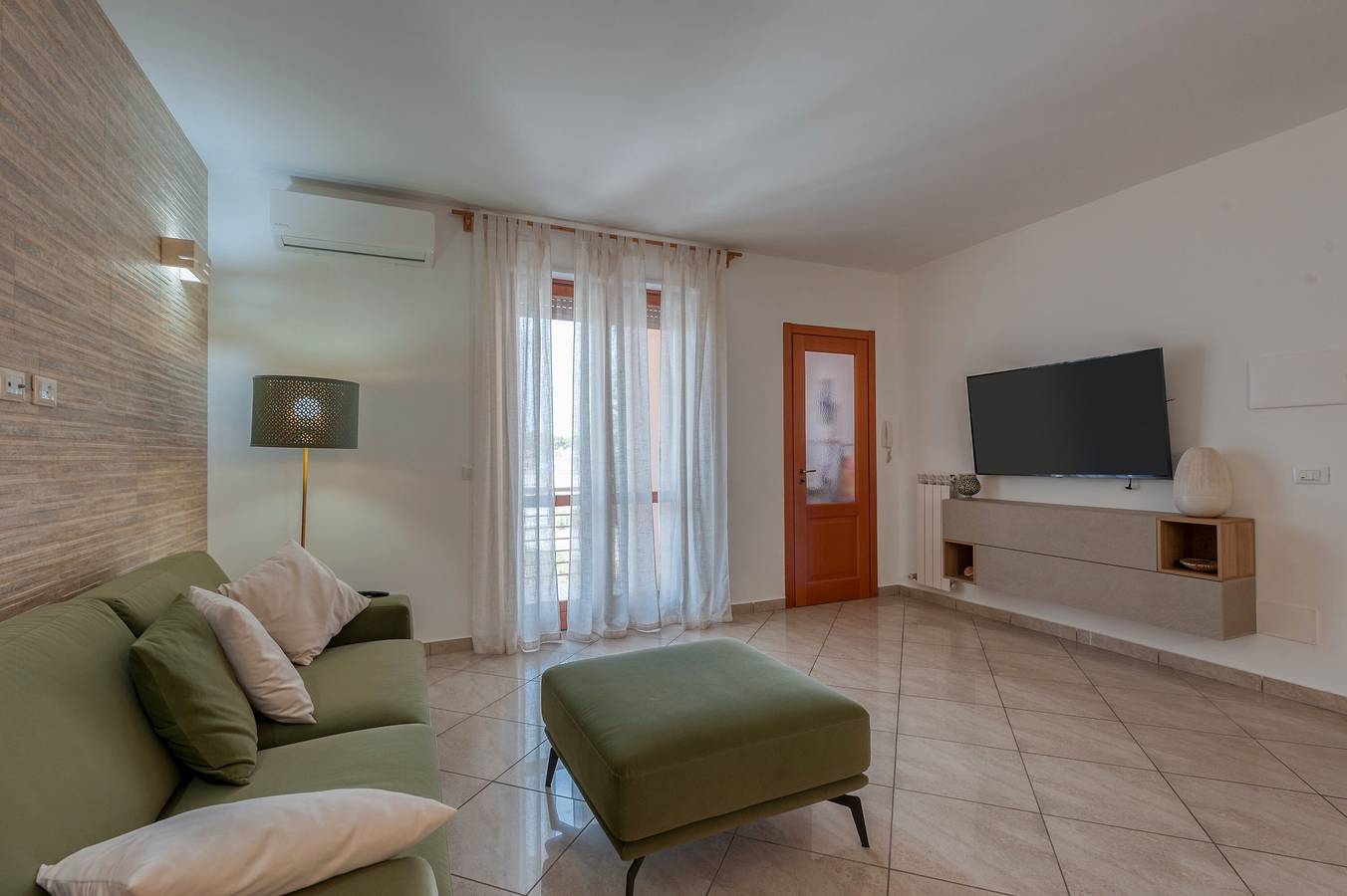Apartamento entero, Apartamento 'Green' con balcón y aire acondicionado in San Cesario di Lecce, Provincia de Lecce