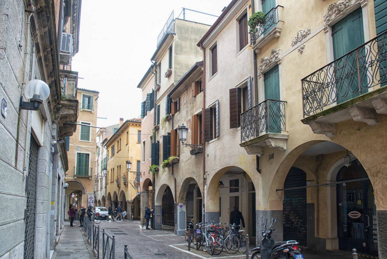 Appartamento intero, Guesthost - Elegant Apartment in Center of Padua in Padova, Provincia di Padova