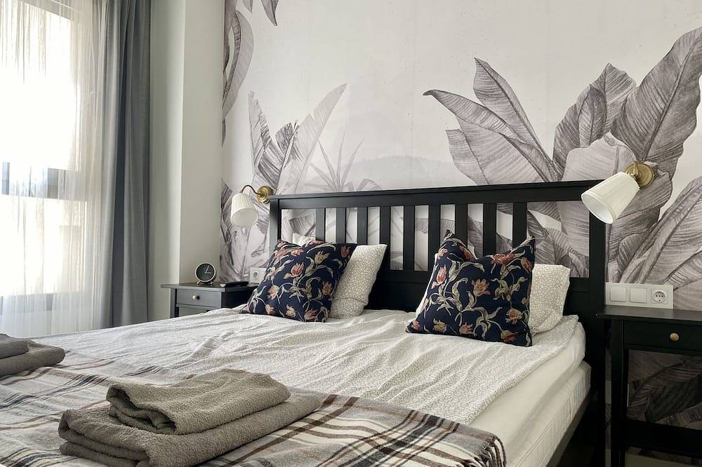 Hel lejlighed, Enjoy the sun, sand and salty sea in a stylish floor on the first line in Torrox Costa, Torrox