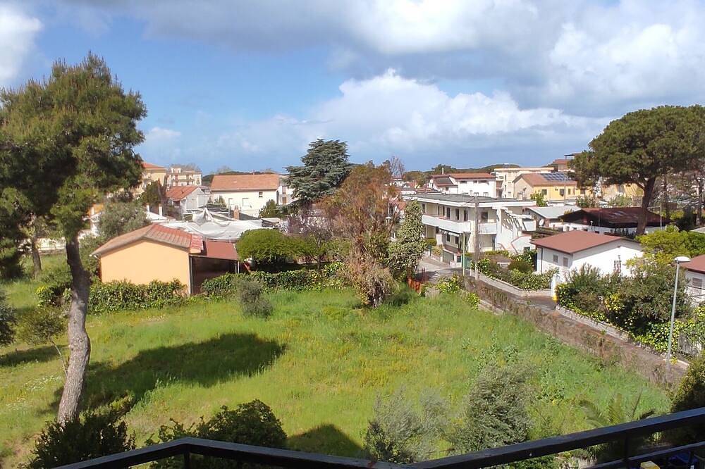 Ganze Wohnung, Ideal vacation home for families or couples 300 meters from the beach of Paestum in Licinella - Torre di Paestum, Cilento