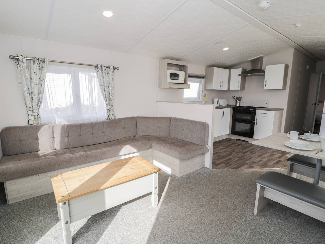 Gold Caravan (316) in Snowdonia