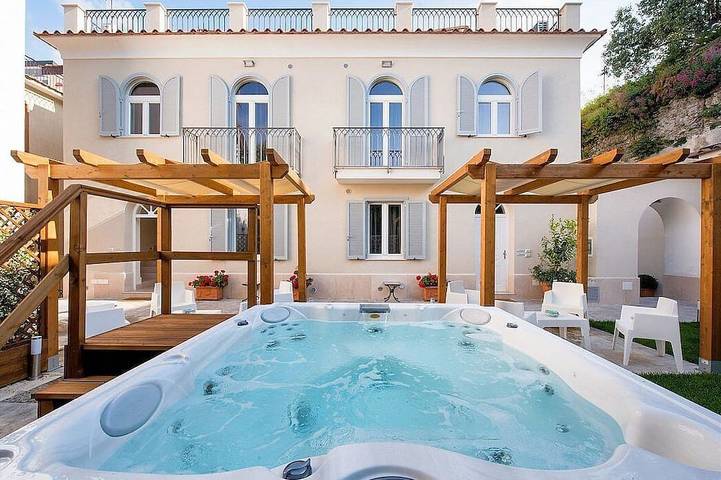 Casa de vacaciones para 2 personas, con balcón además de piscina y jacuzzi - 1