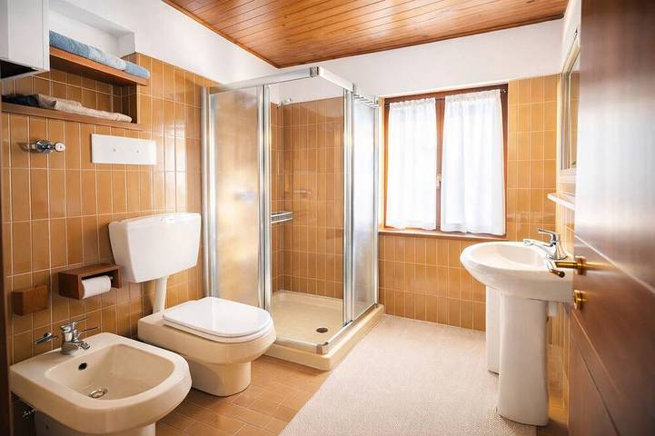 Apartamento entero, Boutique Cottage in historic center with parking in Belluno, Carnic Prealps