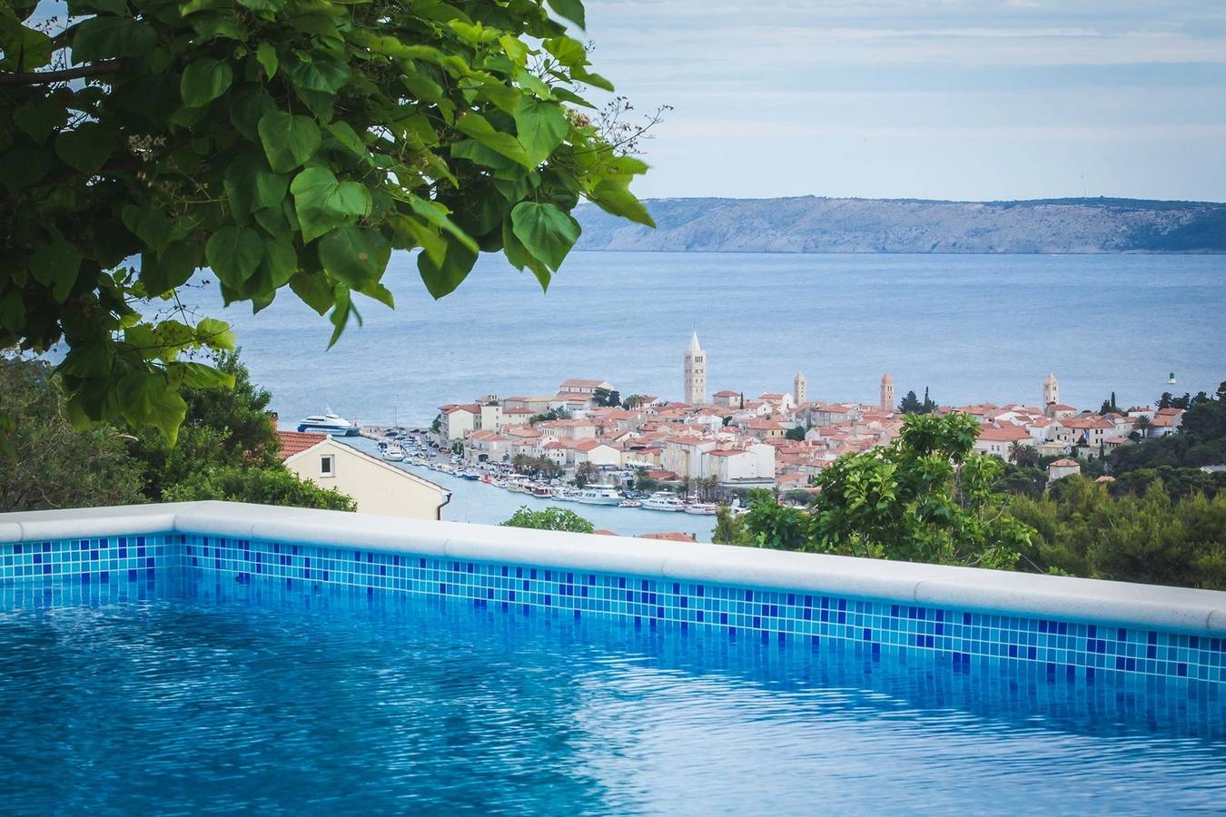 Ganze Wohnung, Ferienwohnung Lidija Palit Weiß A3 in Palit, Rab