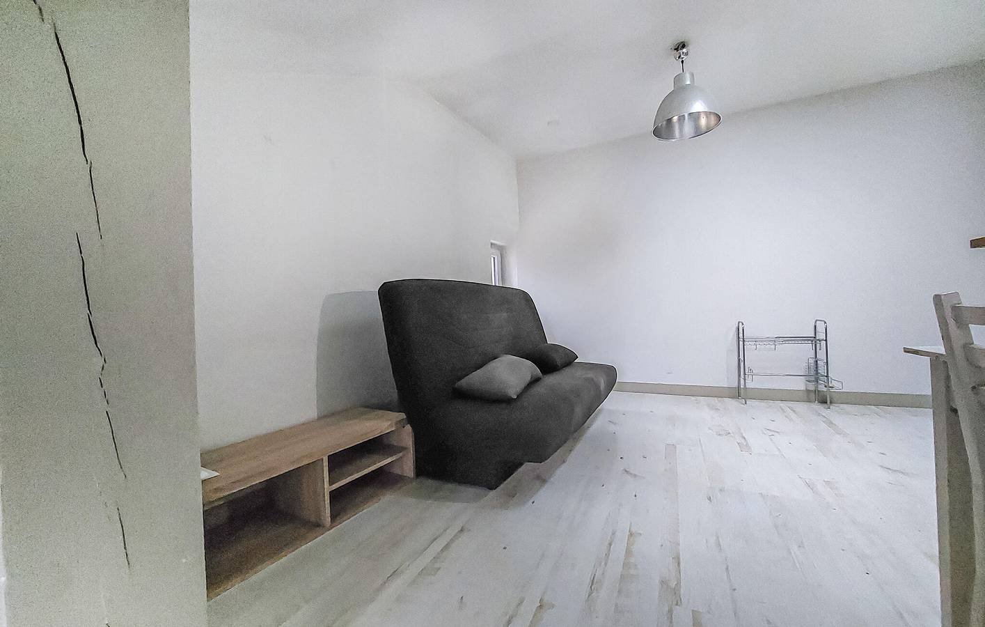 Geheel vakantieappartement, Gezellig appartement vlak bij een restaurant, de rivier en het meer, met parkeergelegenheid in Blois, Blois en omgeving