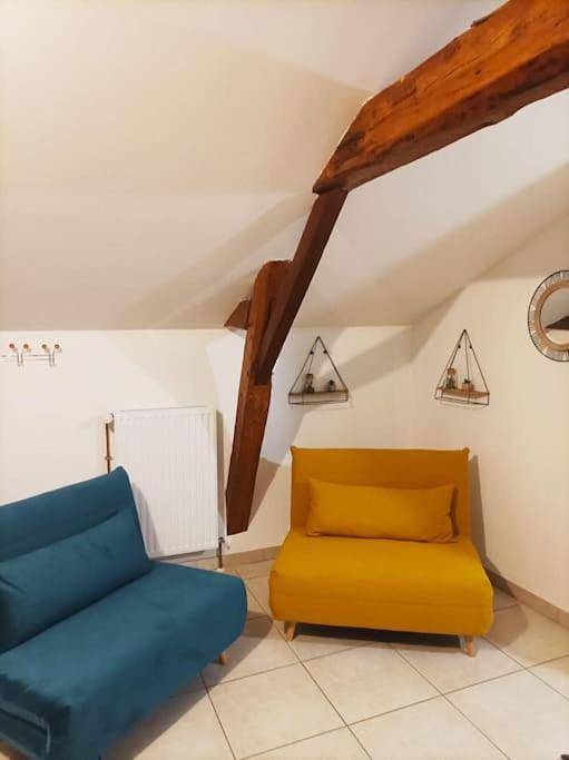 Studio en pleine campagne avec jardin privatif in Bournand, Vienne (France)