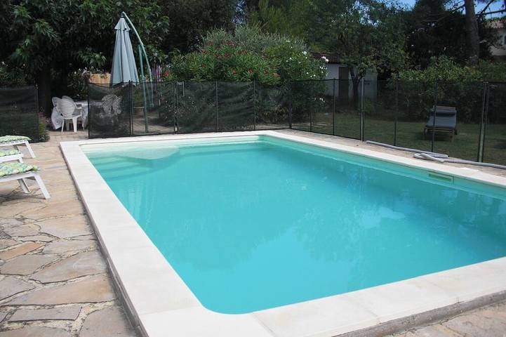 Location de vacances pour 6 personnes, avec Terrasse et Jardin à Nages-et-Solorgues