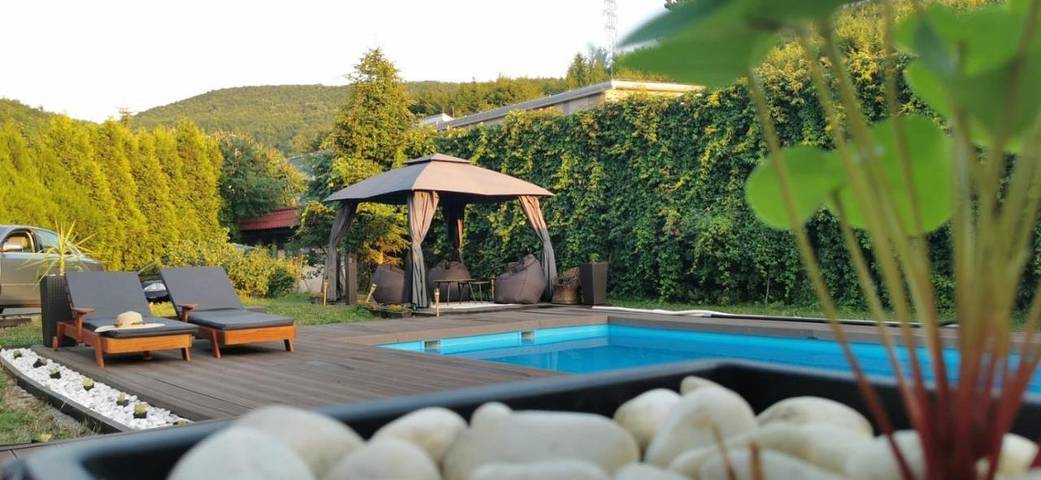 Holiday rental for 18 people, with Balcony and Hot tub as well as Terrace and Garden in Sarajevo