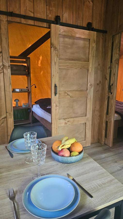 Location de vacances pour 6 personnes, avec piscine et terrasse ainsi que vue et jardin dans Aigues-Vives (Ariège) - 2