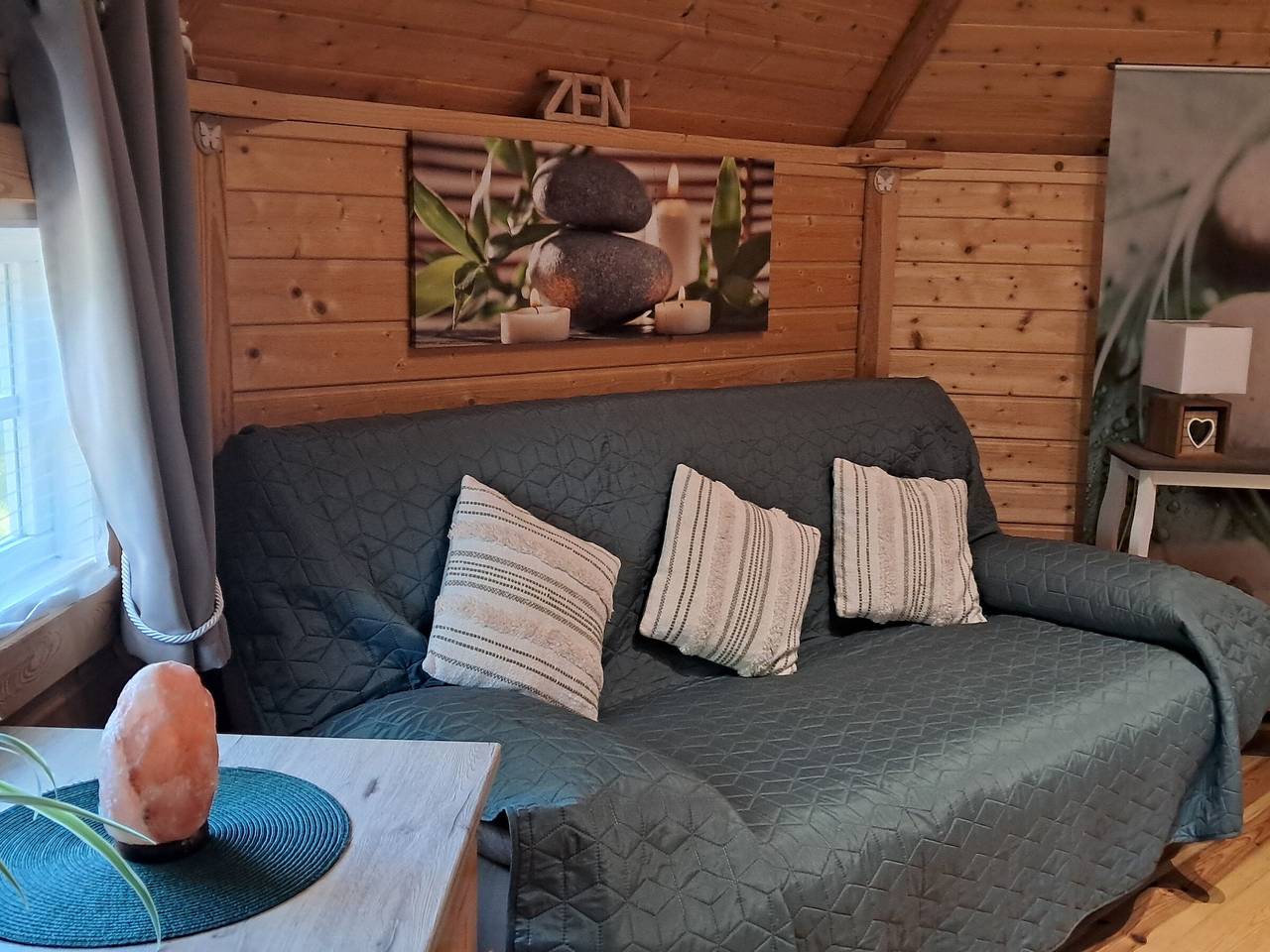 Kota Double Zen avec Terrasse Privative et Climatisation in Mantoche, Haute-Saône