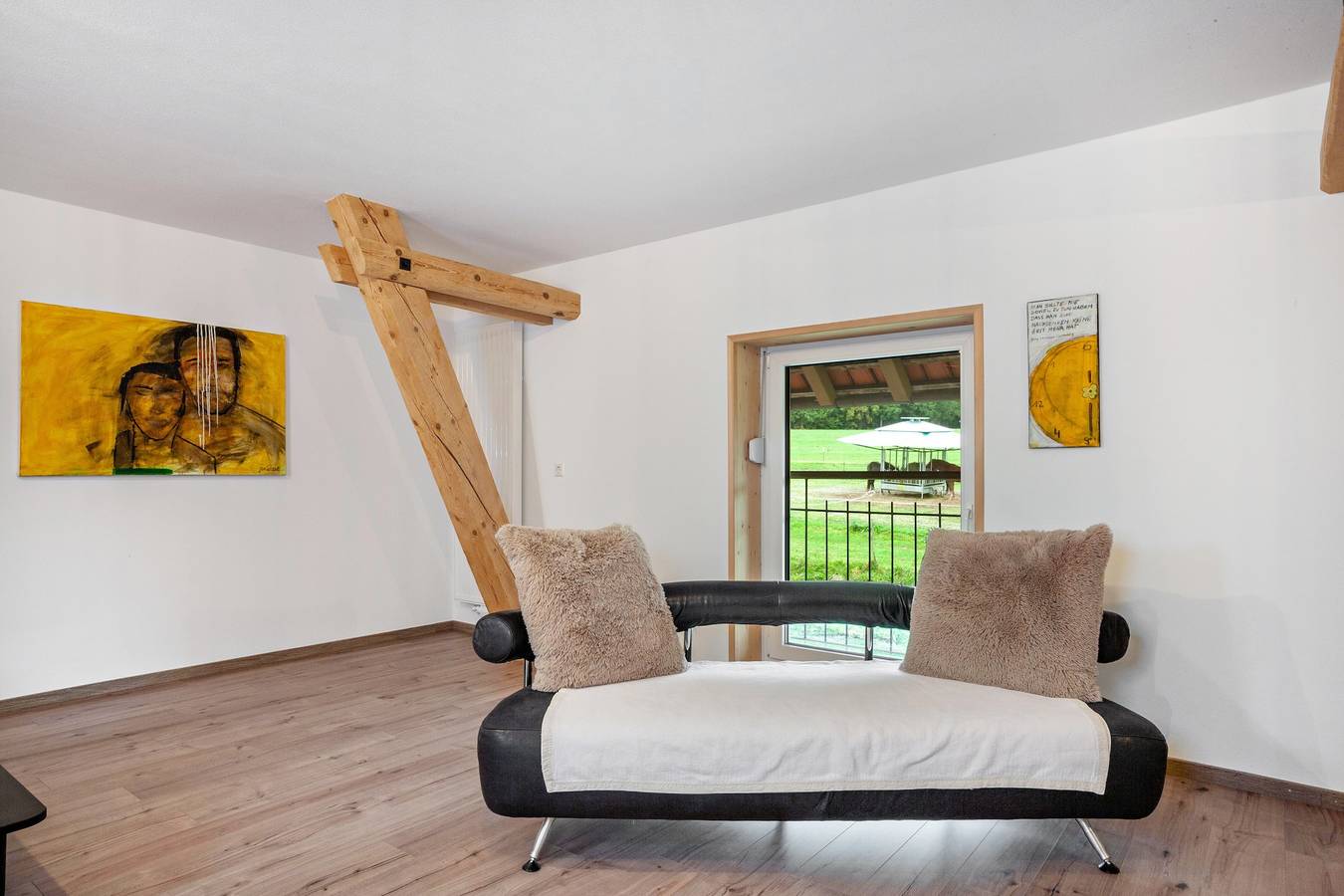 Ganze Wohnung, Ferienwohnung 'Salerhof' mit Privatterrasse und Wi-Fi in Bad Wurzach, Region Bodensee-Oberschwaben