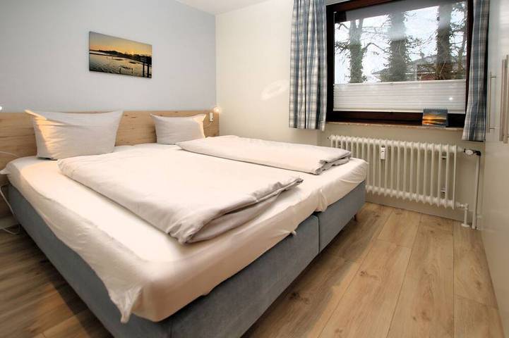 Ganze Wohnung, Badestraße 80, Whg. 1, Goting Hus - Neurenovierte Ferienwohnung im Hochparterre, in Nordfriesische Inseln (Schleswig-Holstein) (Schleswig-Holstein), Wyk auf Föhr