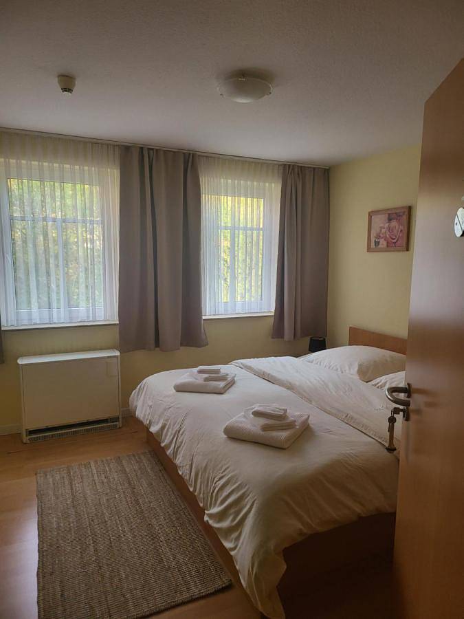 Hotel für 2 Personen, mit Terrasse und Garten sowie Ausblick in Merseburg - 2