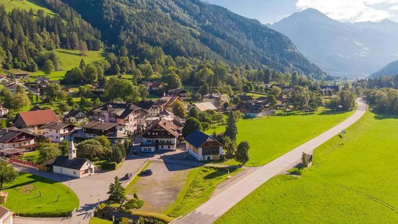 Doppelzimmer für 2 Personen (15 m²) in Flattach in Flattach, Bezirk Spittal an der Drau