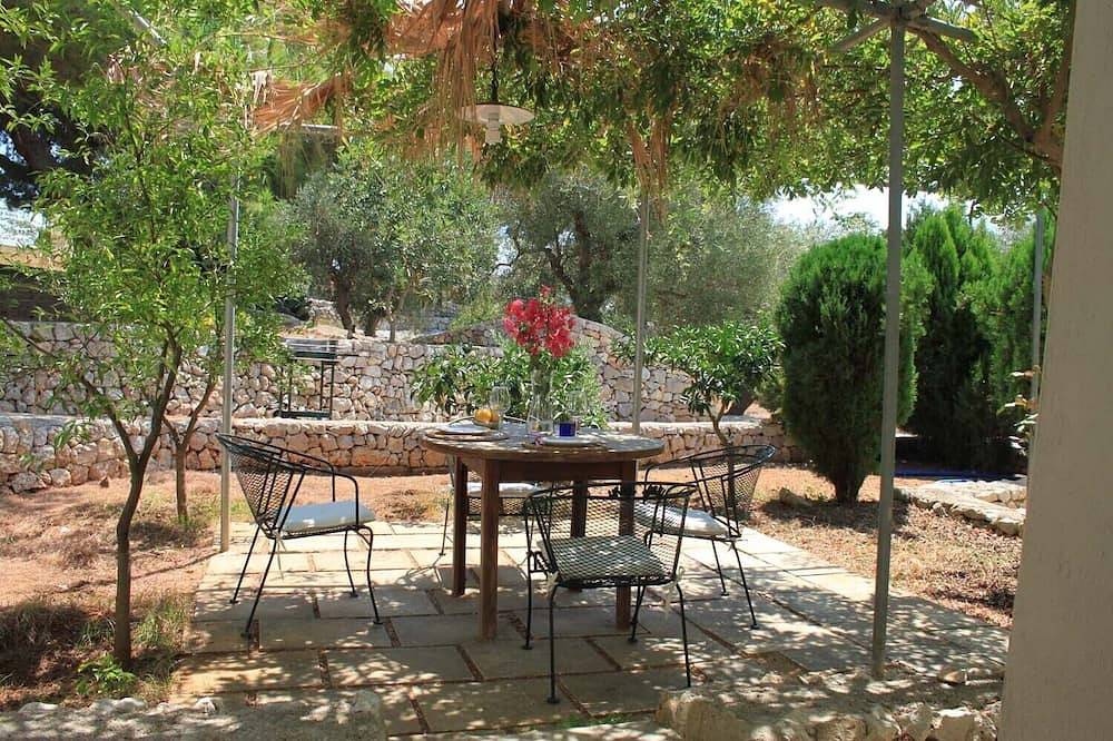 Puglia sea view Villa Morocco very near Salento beaches:  Apartment Sydney in Torre Pali, Salve