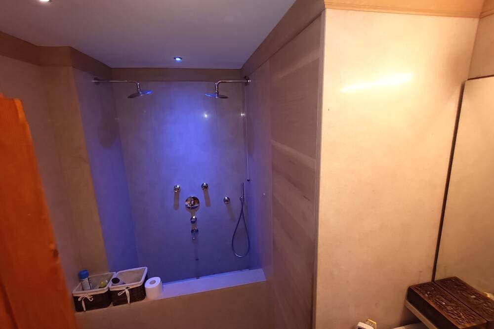 Ganze Wohnung, Cortina d'Ampezzo winter Olympics cosy family apartment fully refurbished in Cortina d'Ampezzo, Dolomiti Superski