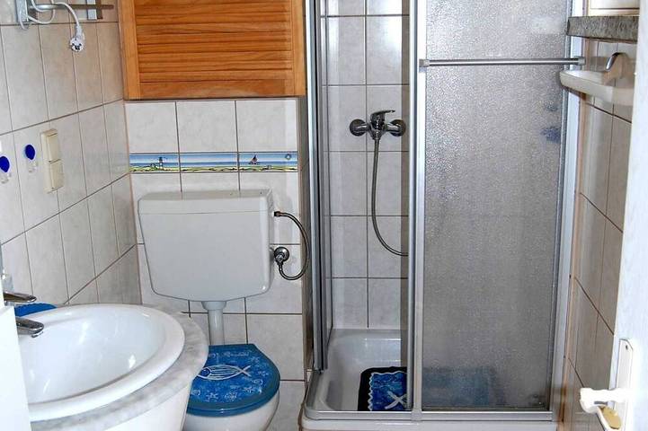 Bungalow für 2 Personen, mit Garten in Mönkebude - 4