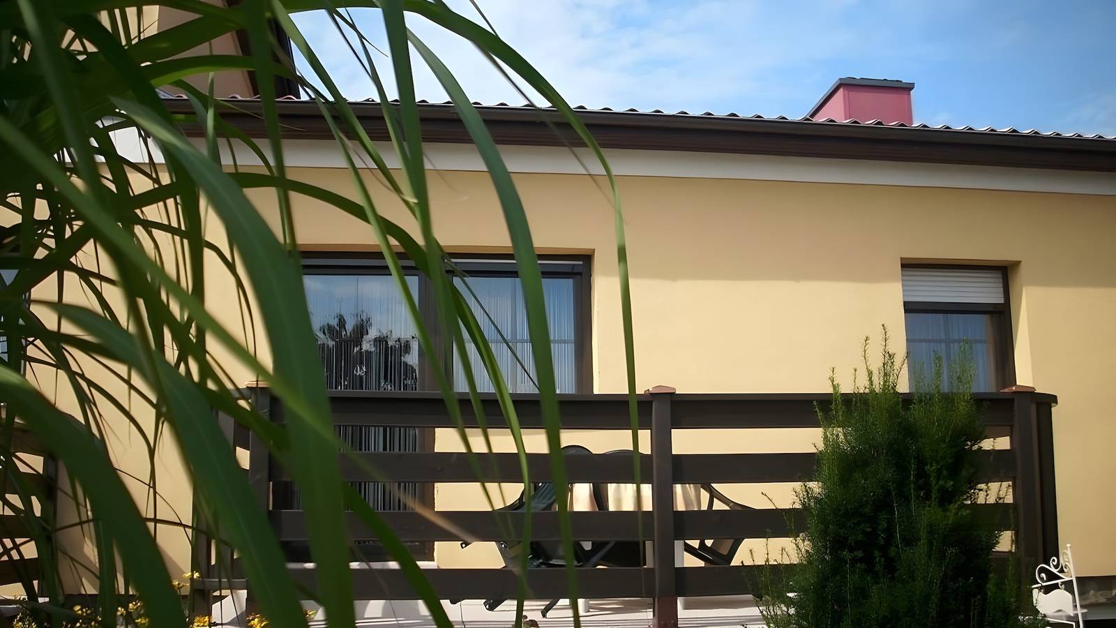 Ganze Wohnung, Apartment 'Haus Rose 2' mit Gemeinschaftsgarten, Balkon und Wlan in Kölpinsee, Loddin