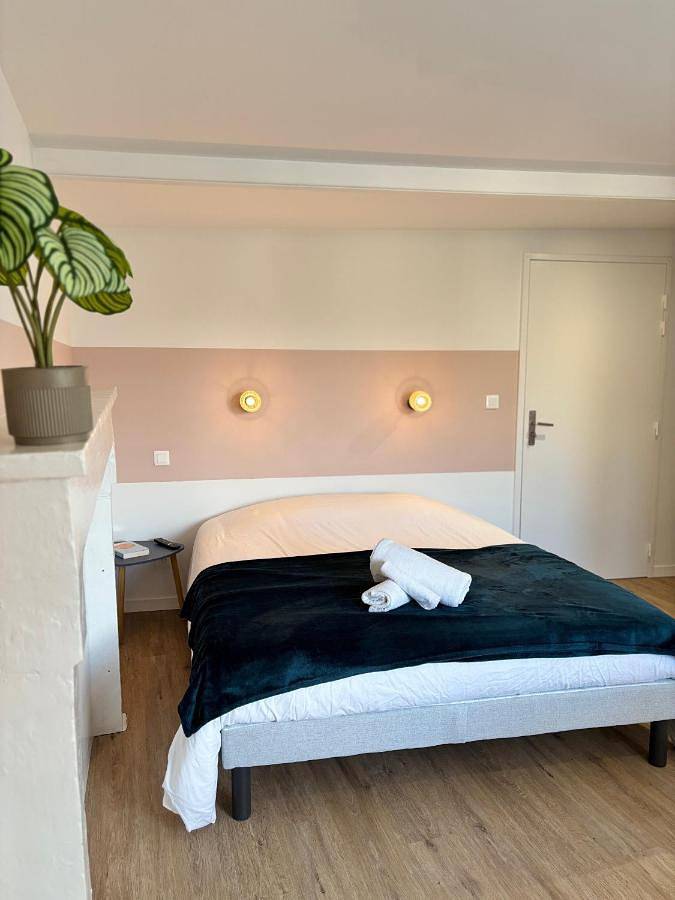 Gîte pour 2 personnes à Château-Larcher - 2