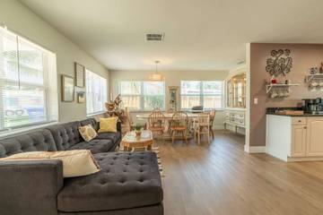 Vacation Rental for 8 Guests in Hollywood (FL), Broward County, Picture 3